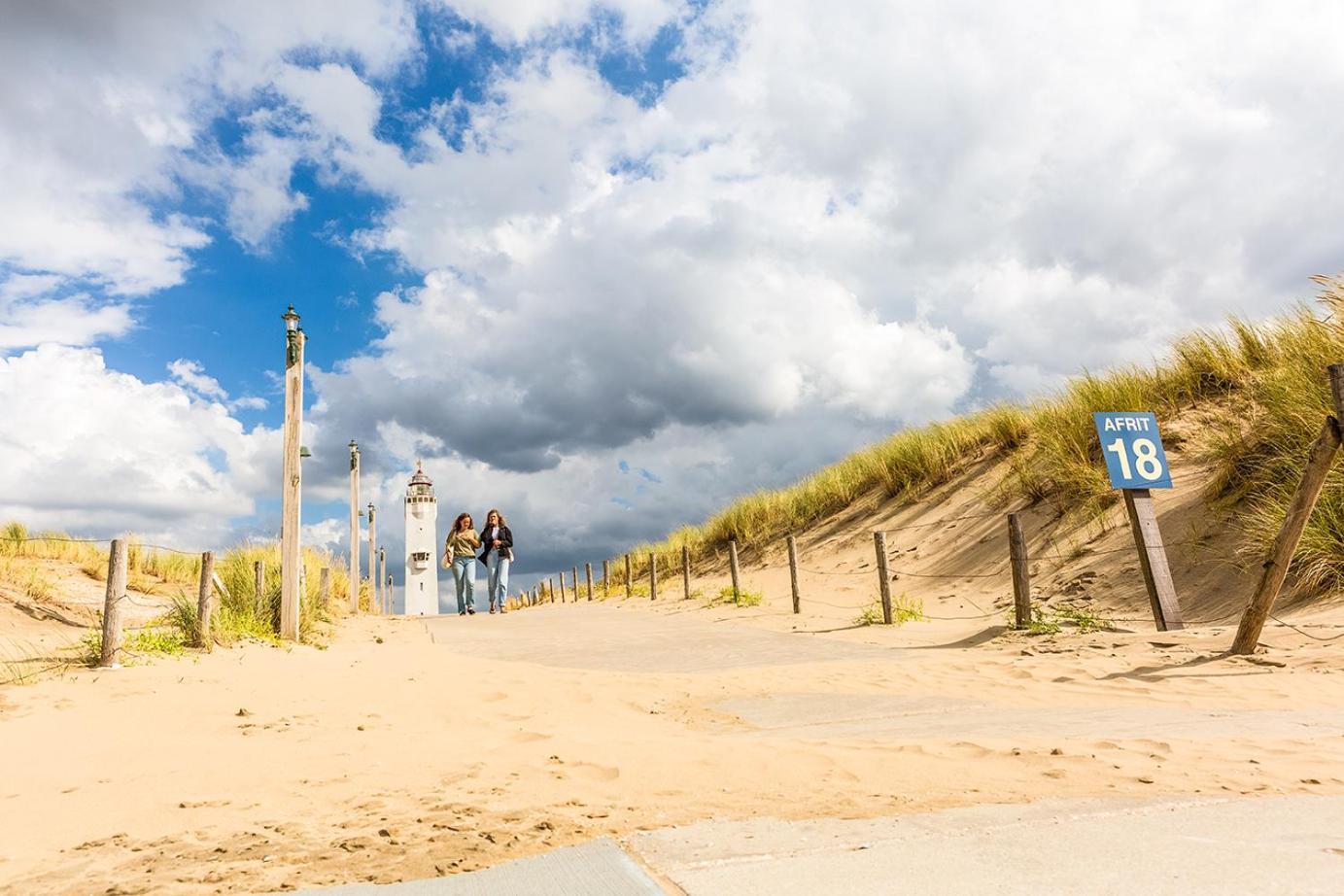 דירות Hello Noordwijk - Souterrain Hoogwakersbosstraat 6 מראה חיצוני תמונה