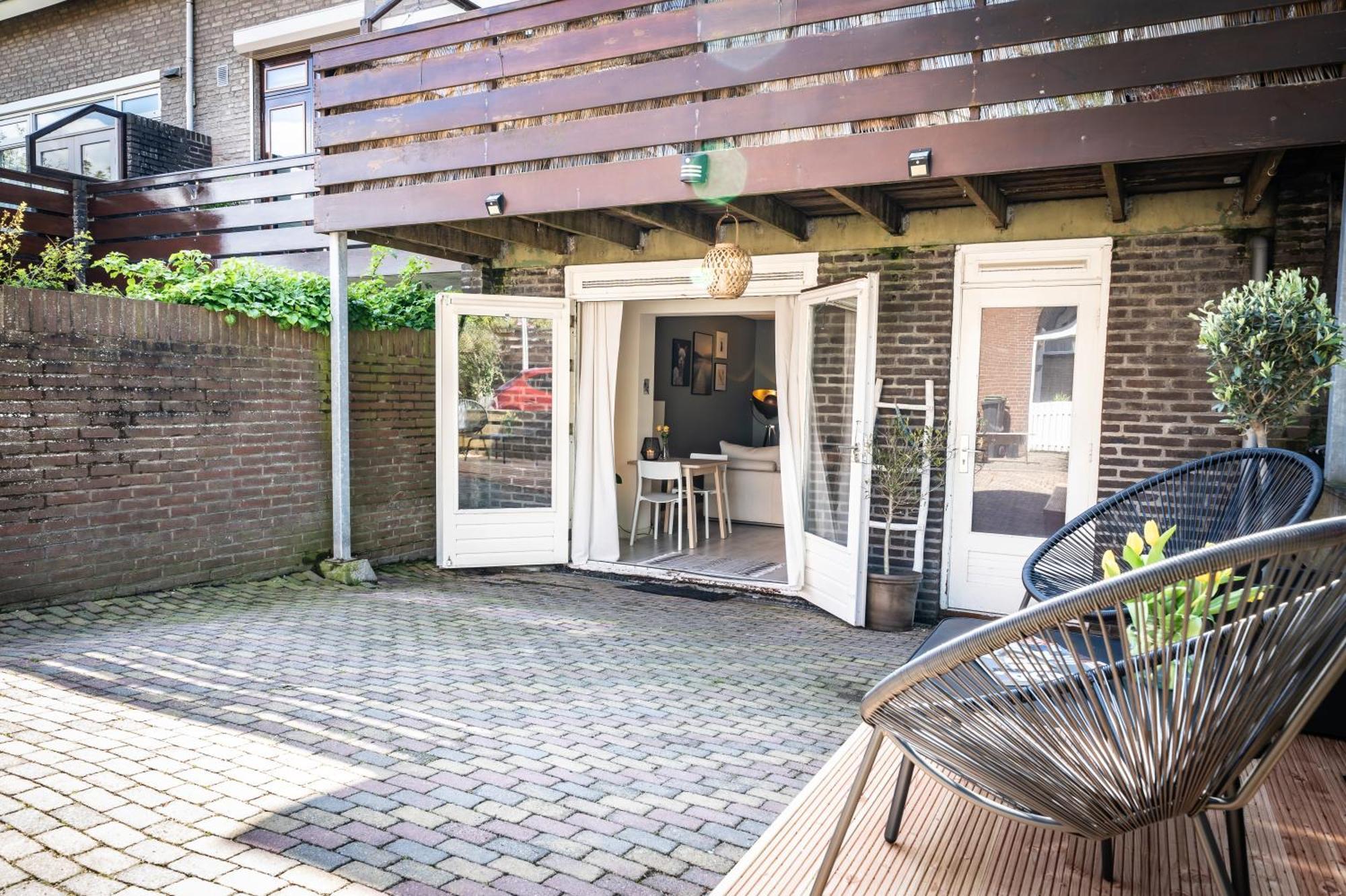 דירות Hello Noordwijk - Souterrain Hoogwakersbosstraat 6 מראה חיצוני תמונה
