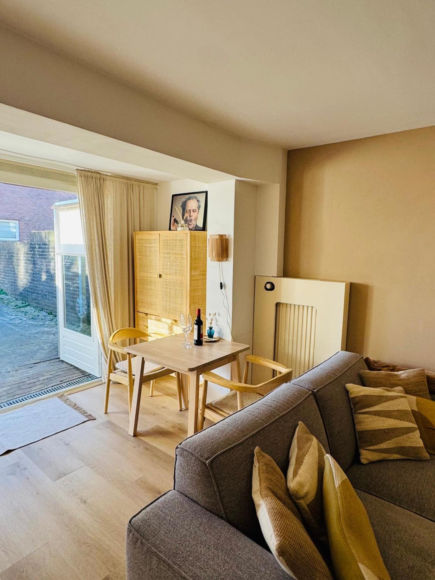 דירות Hello Noordwijk - Souterrain Hoogwakersbosstraat 6 מראה חיצוני תמונה