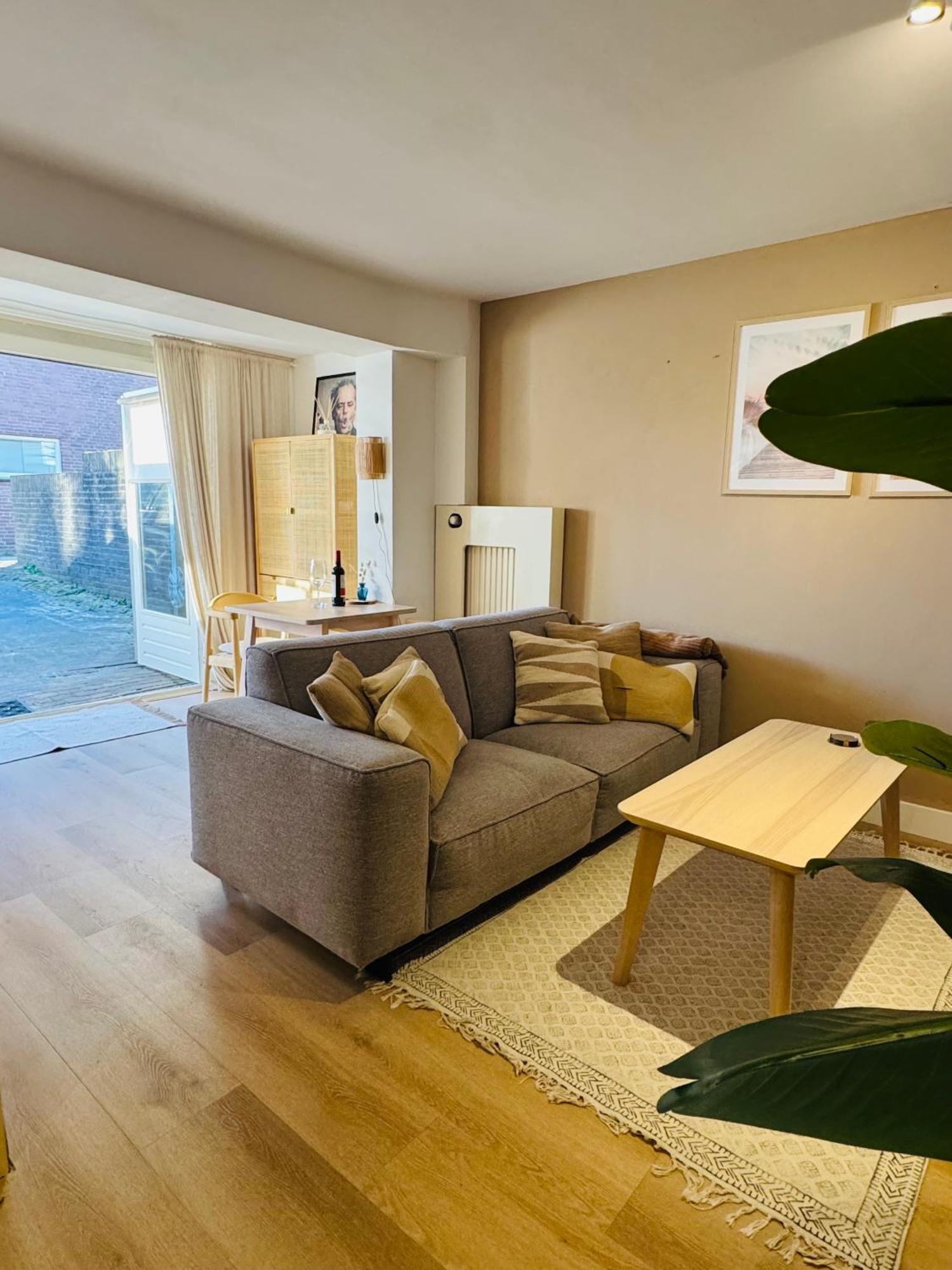 דירות Hello Noordwijk - Souterrain Hoogwakersbosstraat 6 מראה חיצוני תמונה